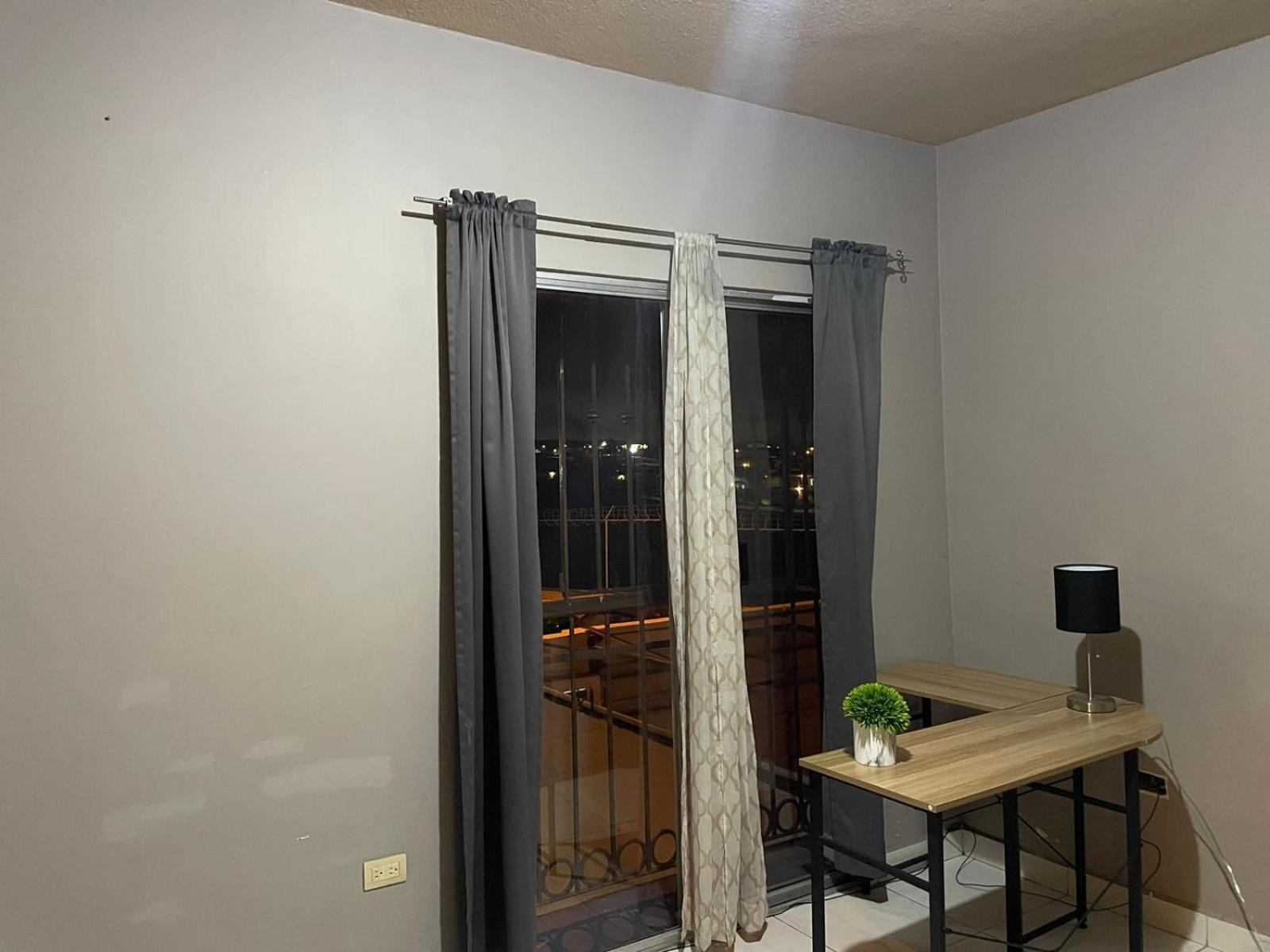 Spacious Rooftop House W/ King Bed Tijuana Exterior foto